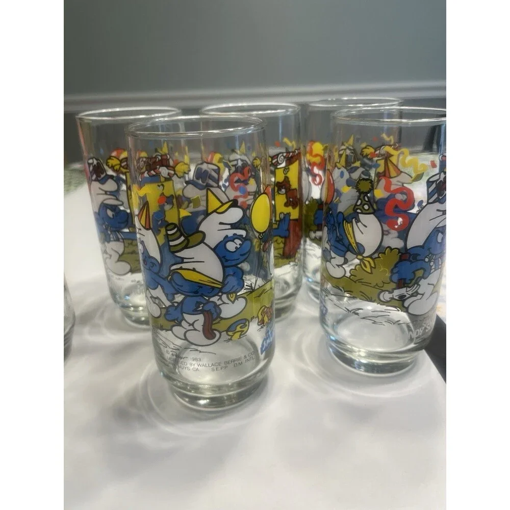 6 Vintage Collectible Smurfs Drinking Glasses Hardee's PEYO 1983 1982 Tumblers